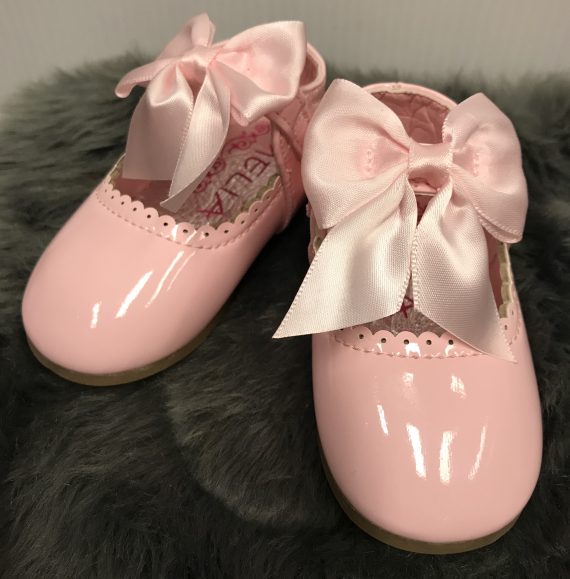 GIRL'S PINK BOW SHOES